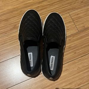 Steve Madden ECENTRCQ BLACK